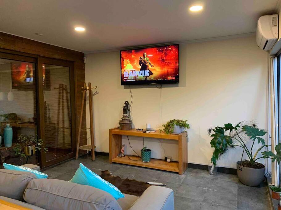 Acogedora Casa Con Tinaja Y Jacuzzi Y Rent A Car Βίλα Puerto Varas Εξωτερικό φωτογραφία
